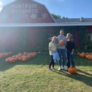 Meet your Posher, Angela